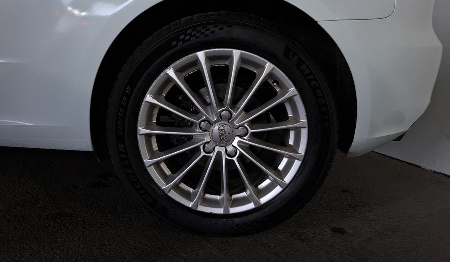 Audi A3 1.4 TFSI AMBIENTE S TRONIC Hatchback 2015