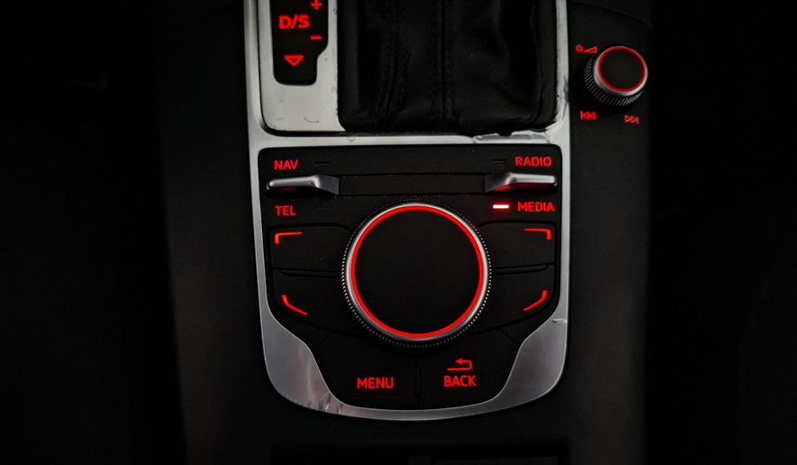 Audi A3 1.4 TFSI AMBIENTE S TRONIC Hatchback 2015