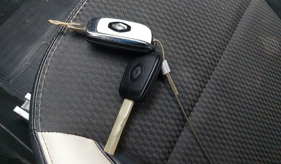 Renault Kwid 1.0 INTENSE Hatchback 2019