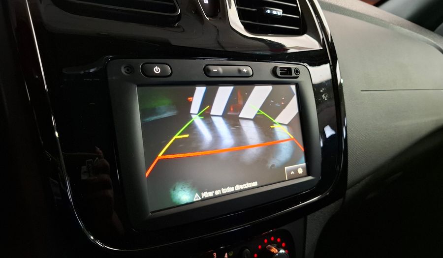 Renault Sandero 1.6 LIFE Hatchback 2024