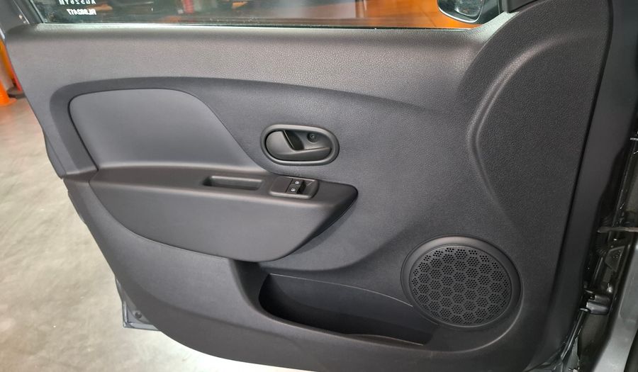 Renault Sandero 1.6 LIFE Hatchback 2024