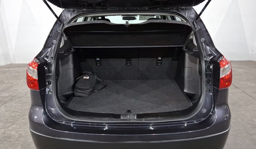 Suzuki S-cross 1.6 GL MT Suv 2015