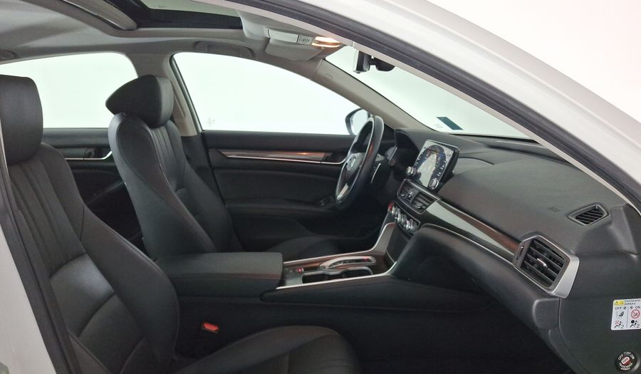 Honda Accord 2.0 TOURING AUTO Sedan 2020