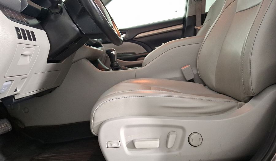 Toyota Highlander 3.5 XLE AUTO Suv 2019