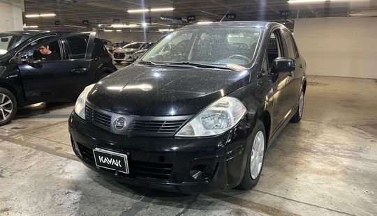 Nissan • Tiida