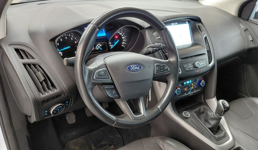 Ford Focus Iii 2.0 SE PLUS Hatchback 2017