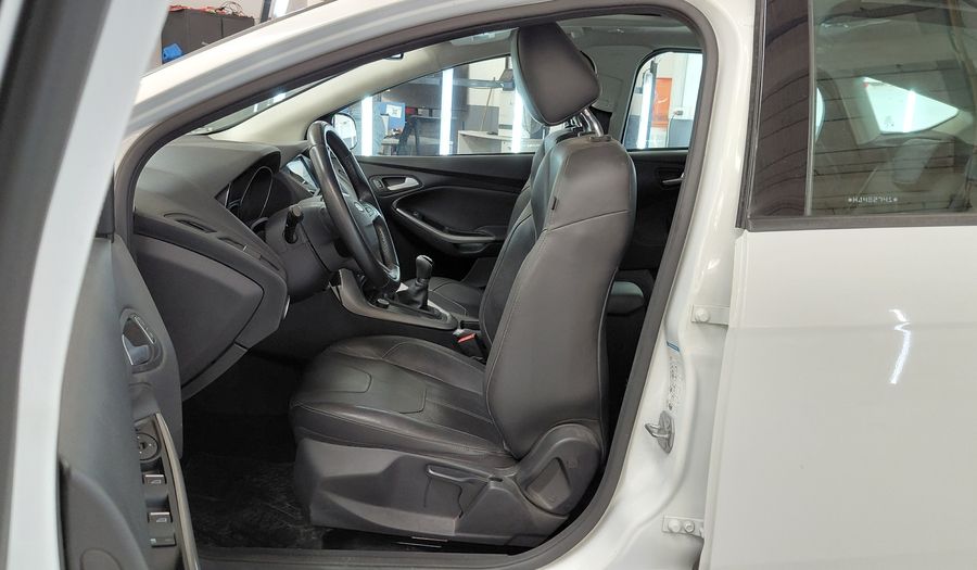 Ford Focus Iii 2.0 SE PLUS Hatchback 2017