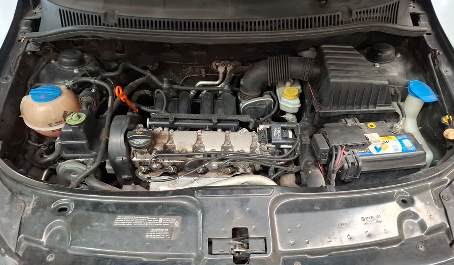 Volkswagen Fox 1.6 TRENDLINE Hatchback 2012