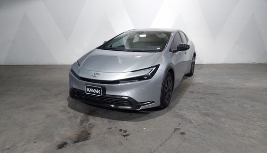 Toyota • Prius
