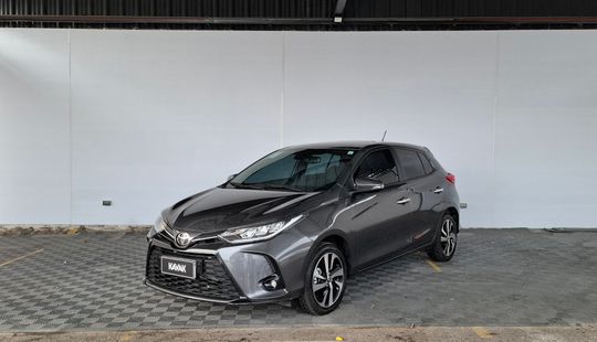 Toyota • Yaris