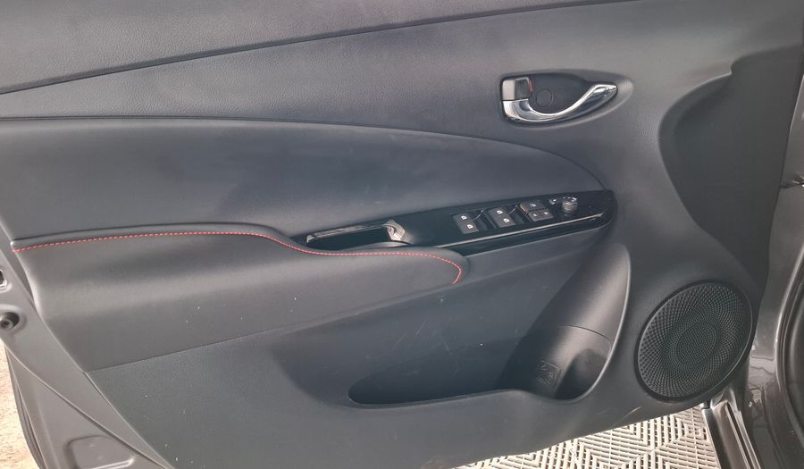 Toyota Yaris 1.5 S CVT Hatchback 2025