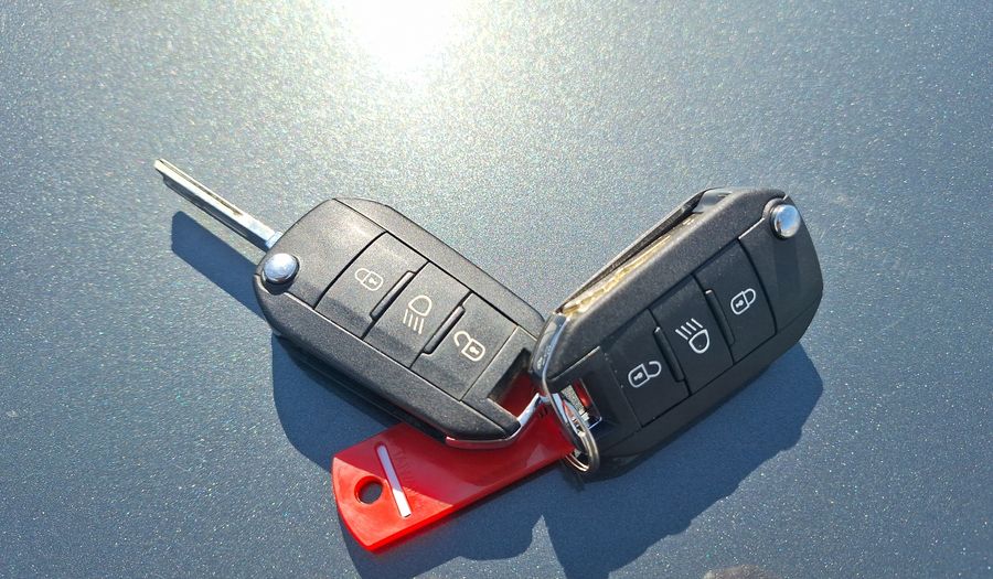 Peugeot 208 1.2 PURETECH 82 ACTIVE PACK Hatchback 2017