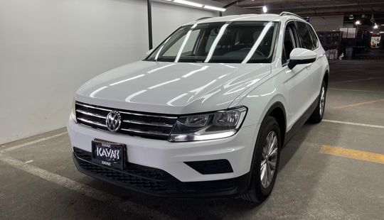 Volkswagen • Tiguan