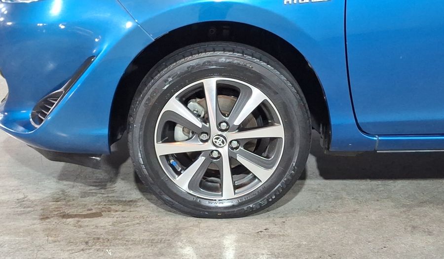 Toyota Prius 1.8 HYBRID PREMIUM SR Hatchback 2019