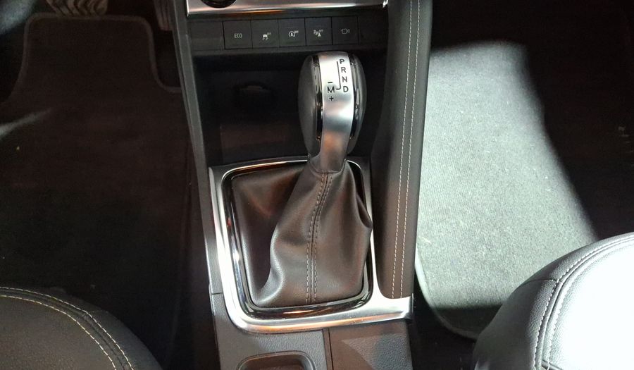 Renault Captur 1.3 ICONIC CVT Hatchback 2023