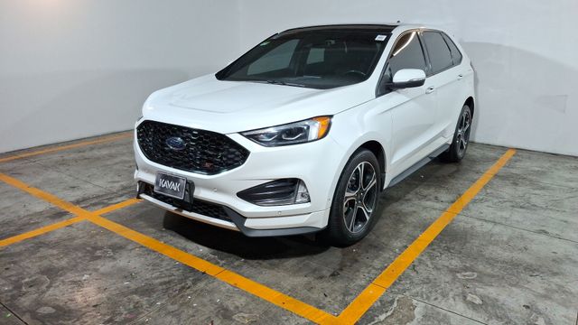 Ford • Edge