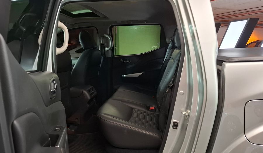 Nissan Frontier 2.3 TD NP300 PLATINUM 4WD AUTO Pickup 2022