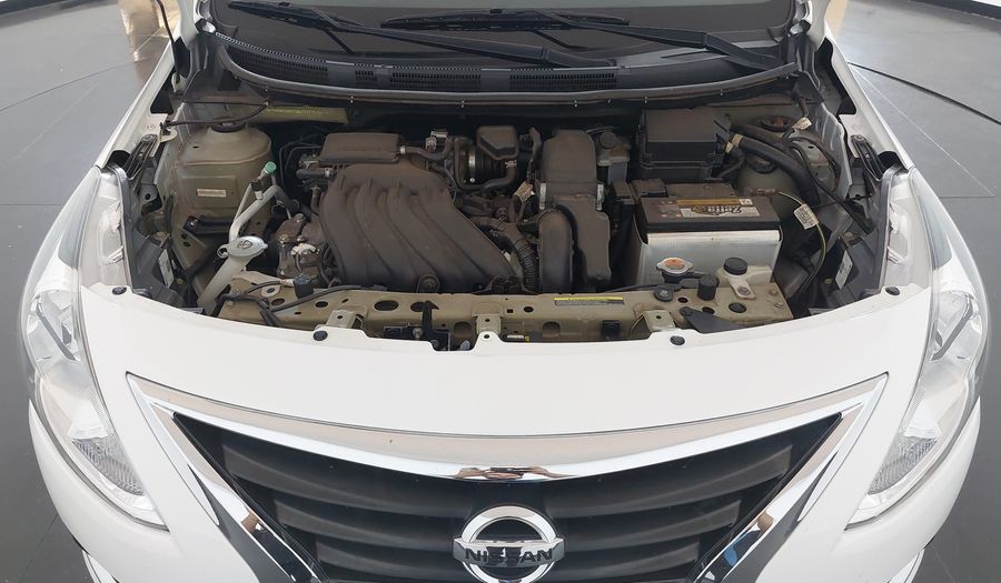 Nissan Versa 1.6 UNIQUE Sedan 2016