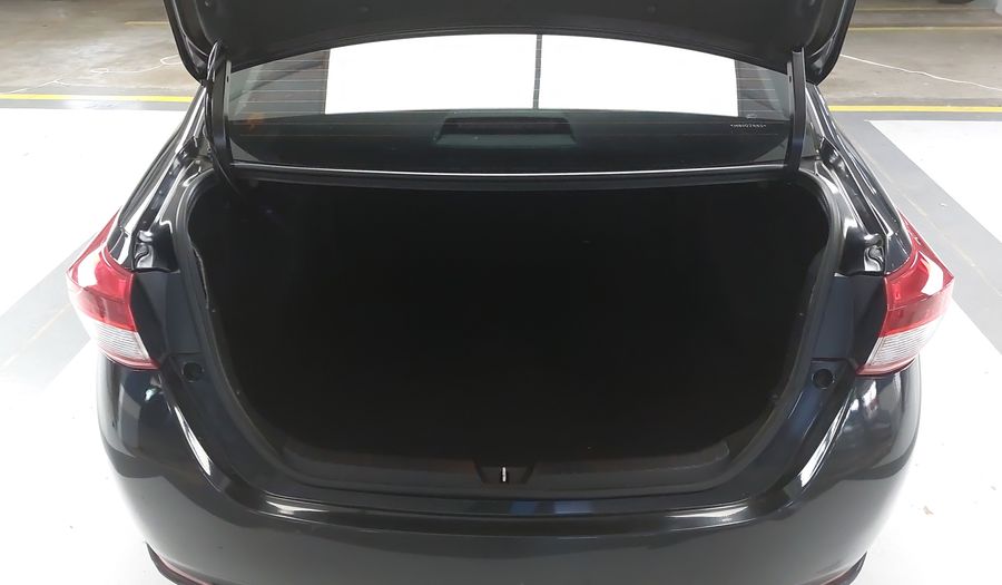 Toyota Yaris 1.5 XL PLUS CONNECT SEDAN CVT Sedan 2021