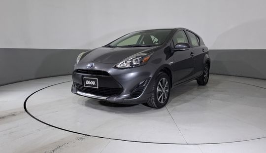 Toyota • Prius C