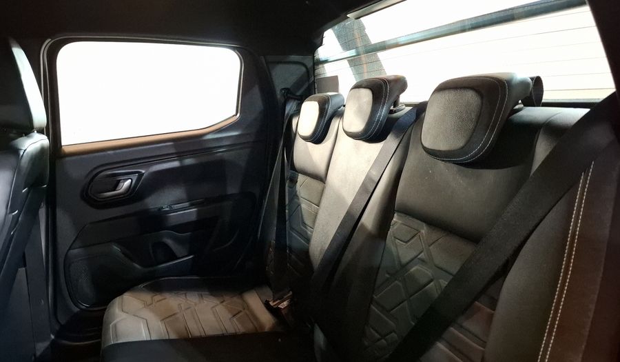 Ram 700 1.3 LARAMIE CREW CAB Pickup 2023