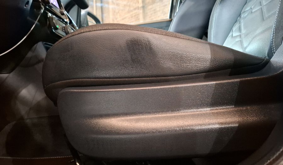 Ram 700 1.3 LARAMIE CREW CAB Pickup 2023