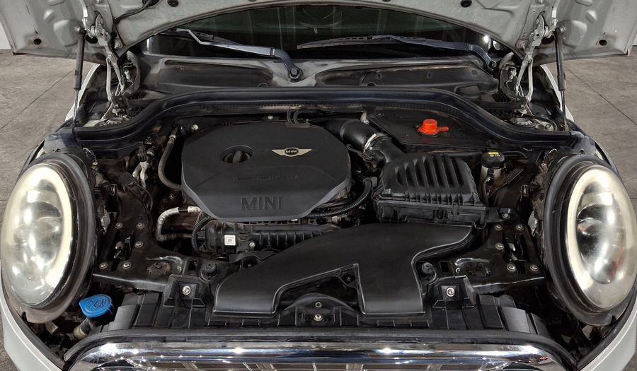 Mini Cooper 1.5 COOPER CHILI AT Hatchback 2017