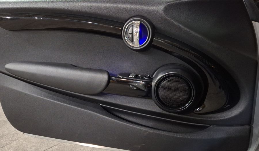 Mini Cooper 1.5 COOPER CHILI AT Hatchback 2017