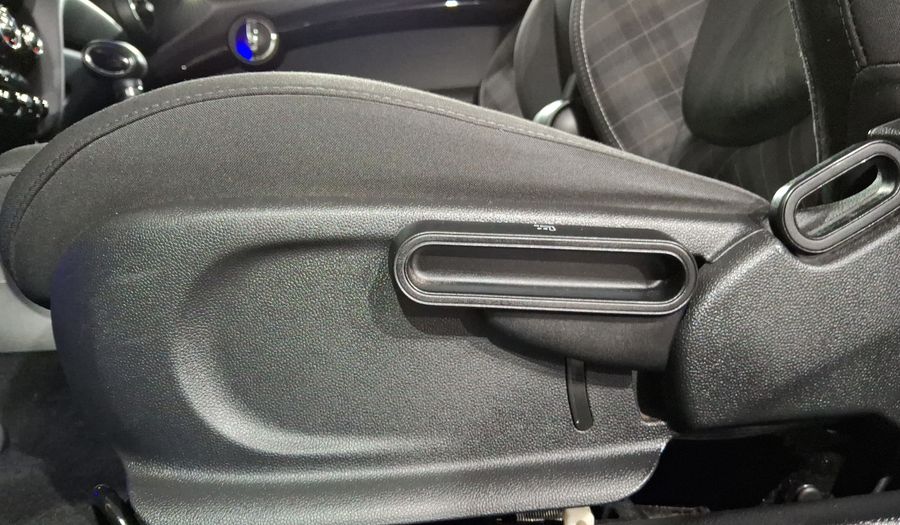 Mini Cooper 1.5 COOPER CHILI AT Hatchback 2017