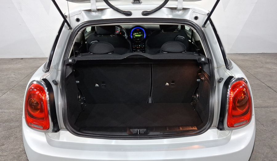 Mini Cooper 1.5 COOPER CHILI AT Hatchback 2017