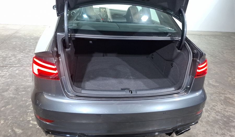 Audi A3 2.5 RS3 DCT 4WD Sedan 2018