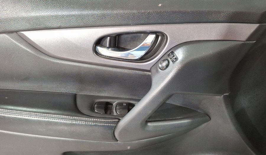 Nissan X-trail 2.5 SENSE 2 ROW CVT Suv 2016