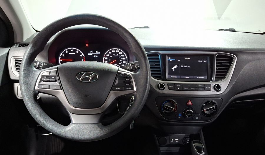 Hyundai Accent 1.6 GL MID AUTO Hatchback 2020