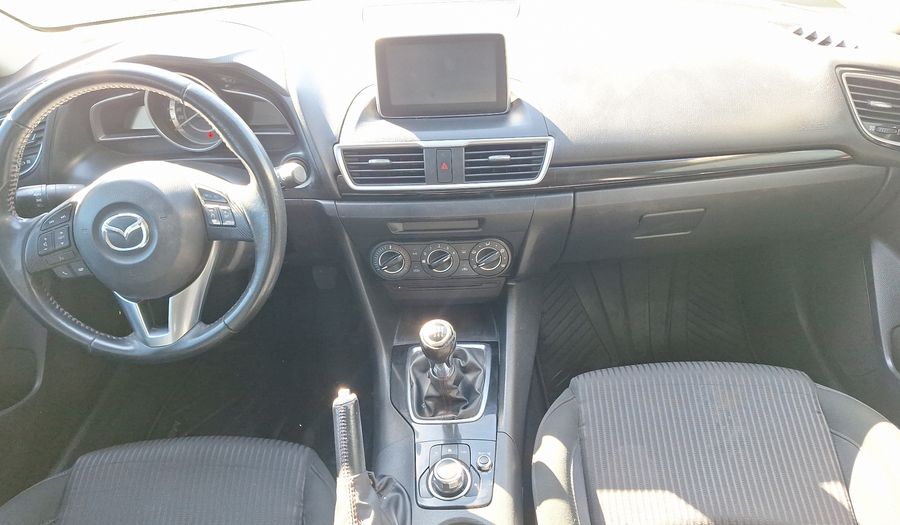 Mazda 3 2.0 SKYACTIV-G V Hatchback 2015