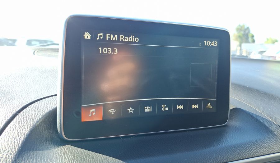 Mazda 3 2.0 SKYACTIV-G V Hatchback 2015