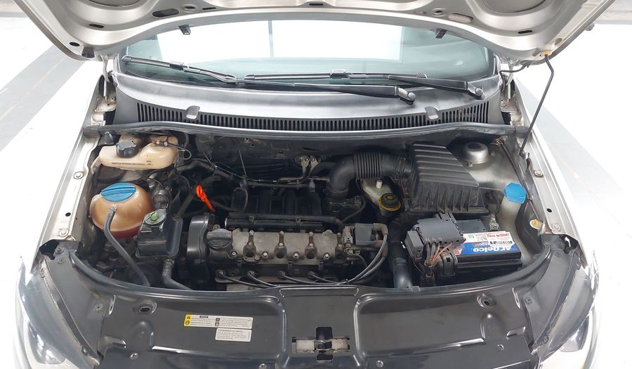 Volkswagen Fox 1.6 VHT TOTAL FLEX ROCK IN RIO Hatchback 2014