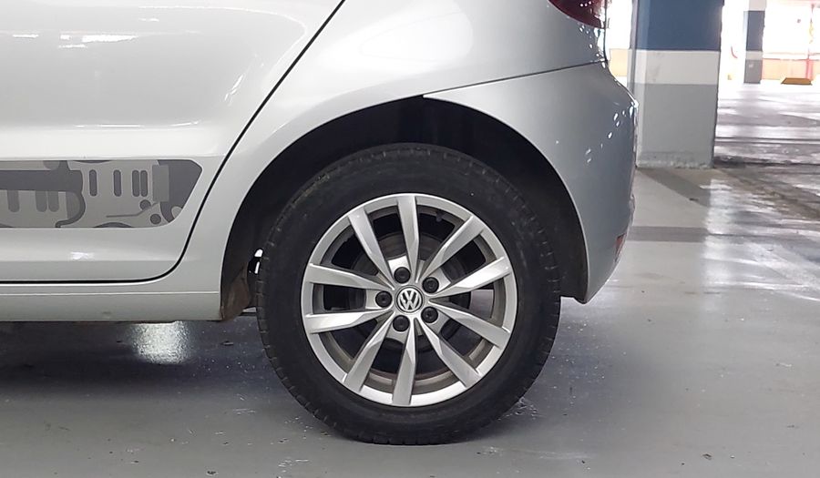 Volkswagen Fox 1.6 VHT TOTAL FLEX ROCK IN RIO Hatchback 2014