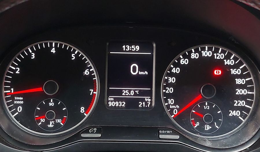 Volkswagen Fox 1.6 VHT TOTAL FLEX ROCK IN RIO Hatchback 2014