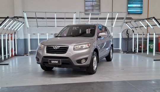 Hyundai • Santa Fe