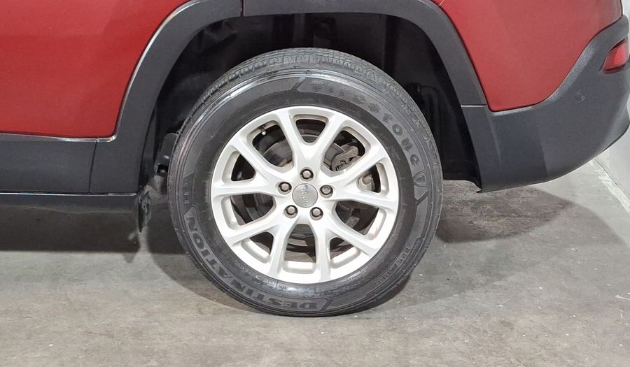 Jeep Cherokee 2.4 LATITUDE 4X2 Suv 2016