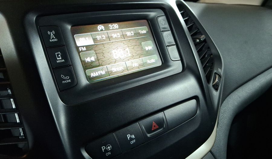 Jeep Cherokee 2.4 LATITUDE 4X2 Suv 2016