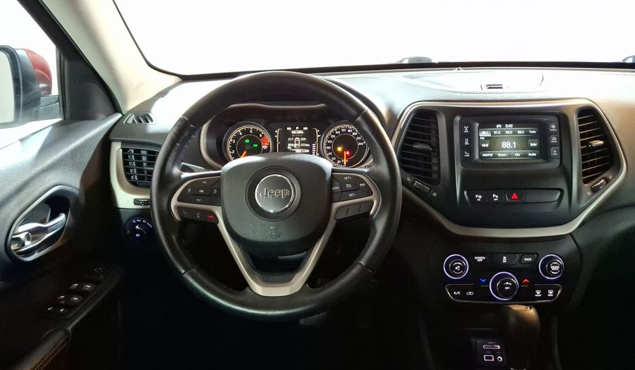 Jeep Cherokee 2.4 LATITUDE 4X2 Suv 2016