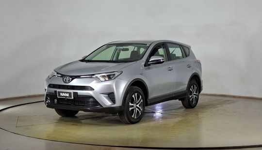 Toyota • RAV4