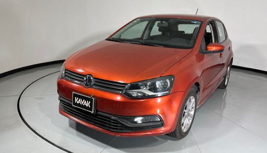 Volkswagen • Polo