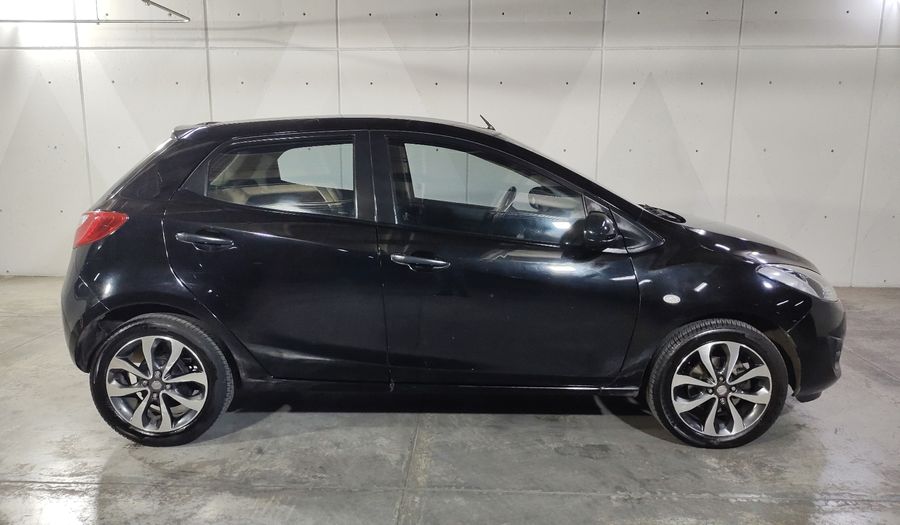 Mazda 2 1.5 SPORT TA Hatchback 2013
