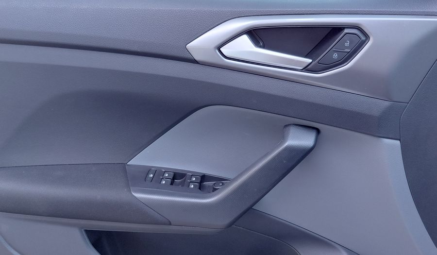 Volkswagen T-cross 1.0 200 TSI TRENDLINE TIPTRONIC Suv 2025