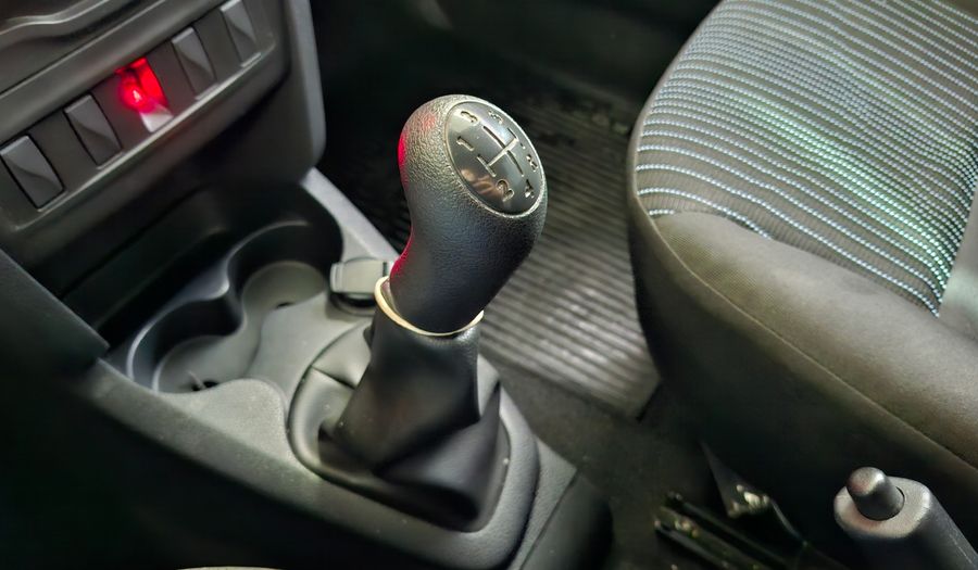 Renault Sandero 1.6 LIFE Hatchback 2023