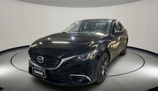 Mazda • Mazda 6