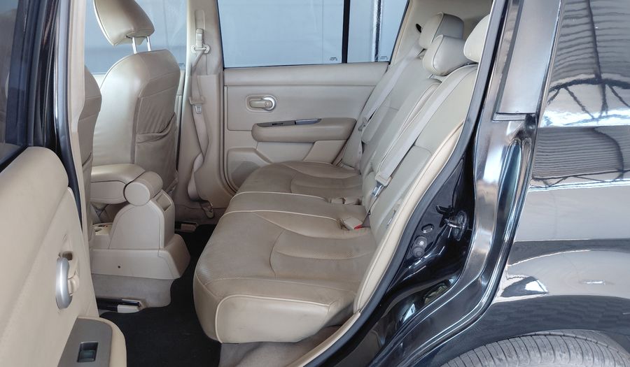 Nissan Tiida 1.8 TEKNA Hatchback 2011