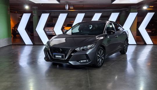 Nissan • Sentra